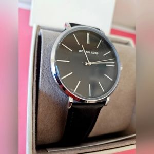 MK Michael Kors balck leather band watch MK7145